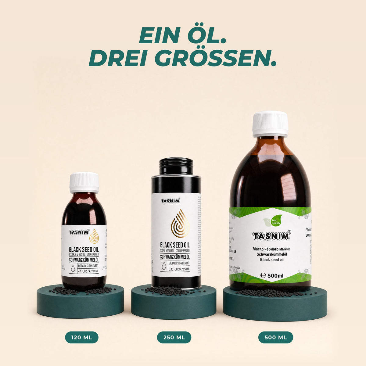Ein Öl, drei Größen: Tasnim äthiopisches Schwarzkümmelöl in 120 ml, 250 ml und 500 ml auf petrolfarbenen Podesten
