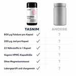 Vergleich der Tasnim Dose mit einer anonymen grauen Blinddose in sechs Punkten: 800 µg Folsäure, 200 µg Jod, 22 Nährstoffe, vegane HPMC-Kapselhülle, ohne Magnesiumstearat, laborgeprüft und chargenrein.